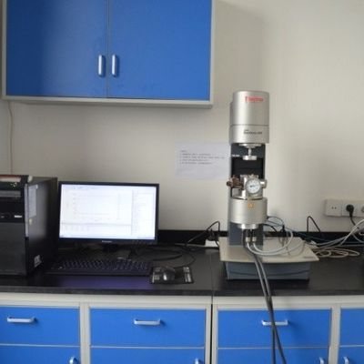 CO2 Foam Fracturing Fluid SU-CFF Untuk Rekonstruksi Permeabilitas Rendah
